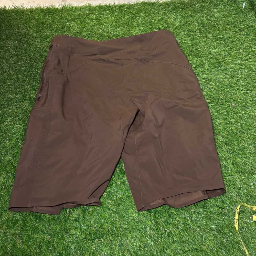 Pearl Izumi Mens Brown Mountain Biking Shorts Size 36 Adjustable Waist MTB Trail - Picture 9 of 10